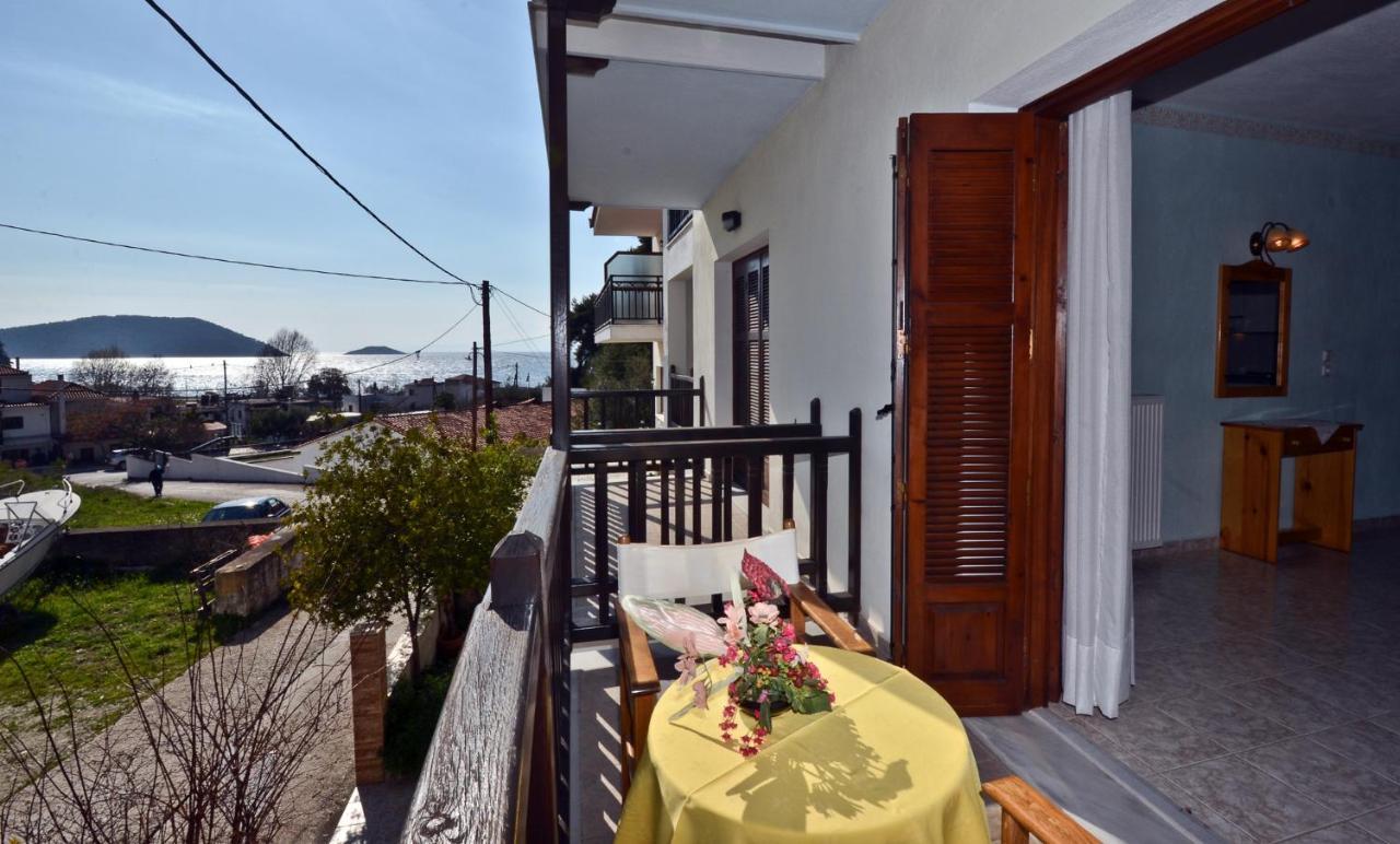 Aris Junior Studios Neo Klima Skopelos Eksteriør bilde