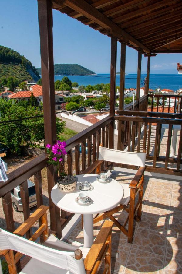 Aris Junior Studios Neo Klima Skopelos Eksteriør bilde