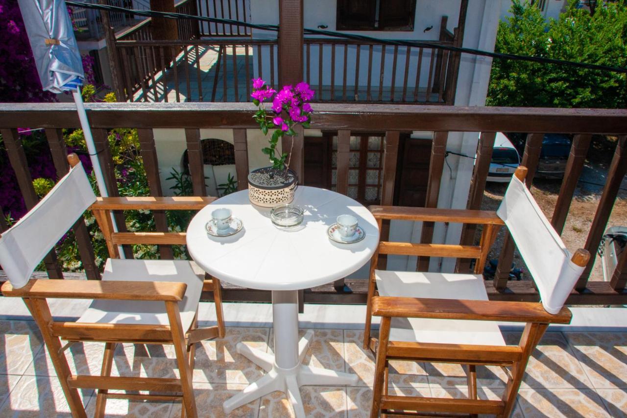 Aris Junior Studios Neo Klima Skopelos Eksteriør bilde