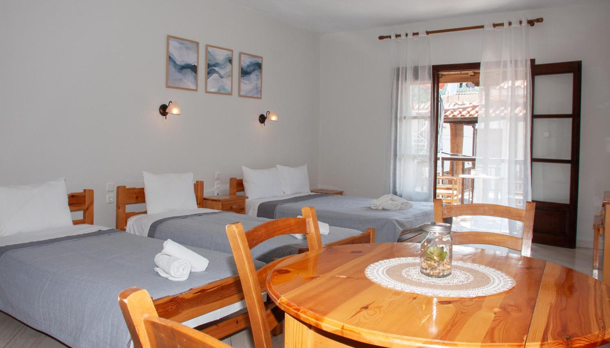 Aris Junior Studios Neo Klima Skopelos Eksteriør bilde