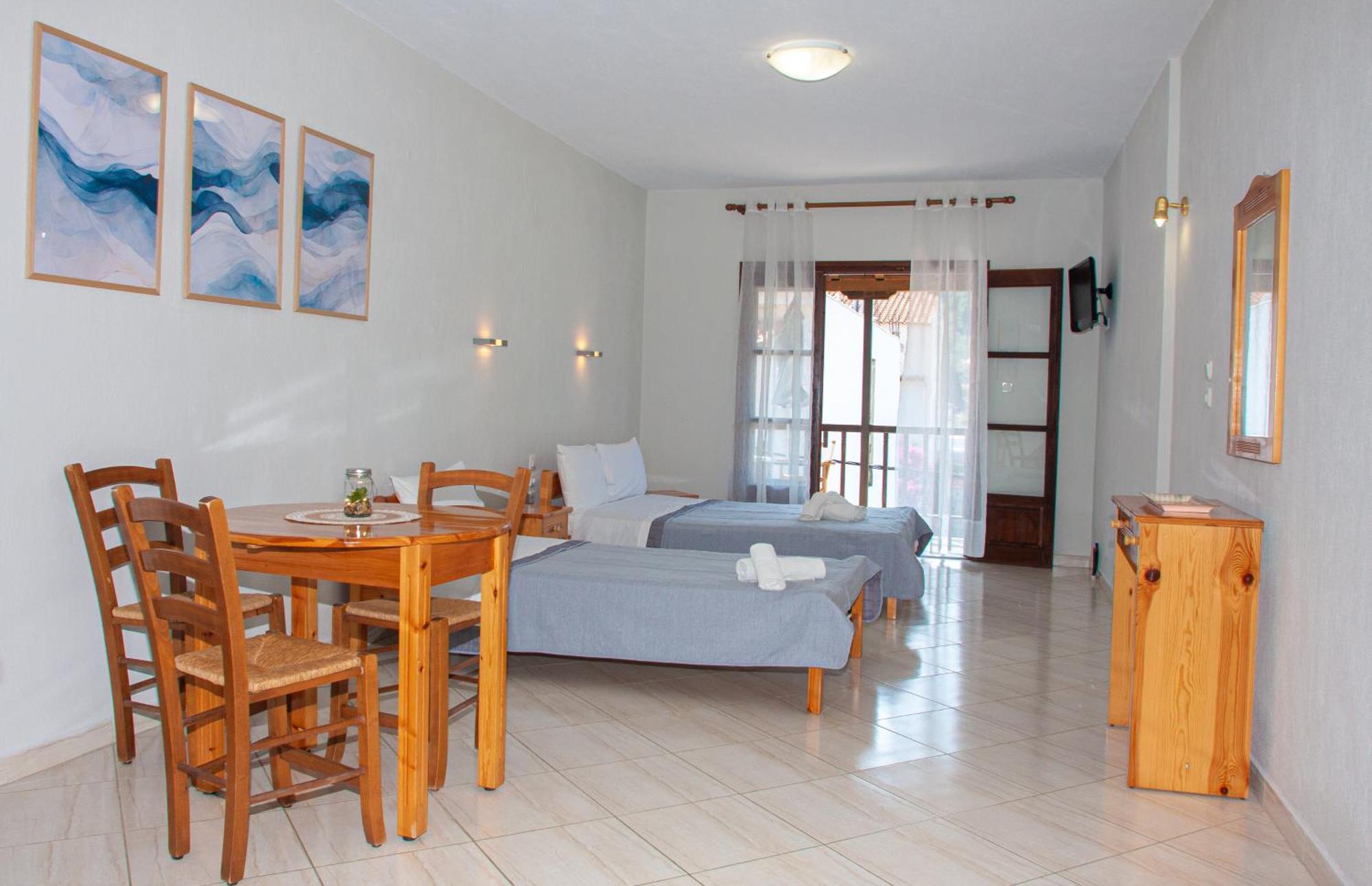 Aris Junior Studios Neo Klima Skopelos Eksteriør bilde